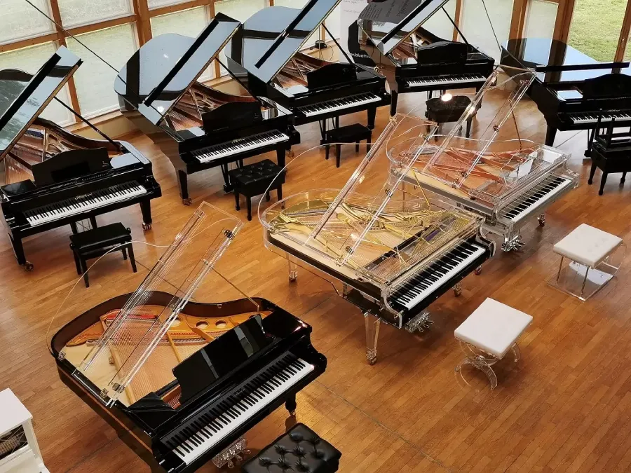 Luxury grand pianos made in Germany